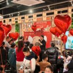 包头新华跨年“文化市集”人潮涌动 以书为媒焕发新年新活力