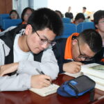 鄂尔多斯市准格尔旗新华书店开展《准点阅读》活动