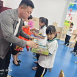 巴彦淖尔市新华书店博望书屋、杭锦后旗新华书店开展暖心文体关爱活动